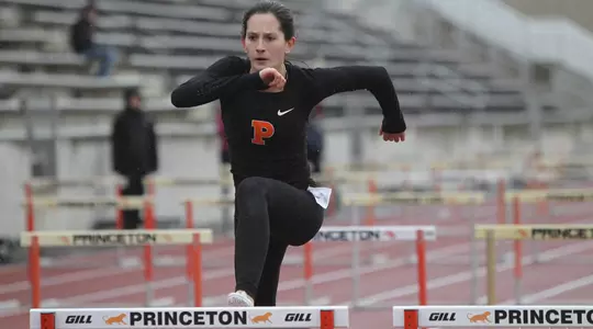 Women's Track & Field Home to Host Larry Ellis Invite