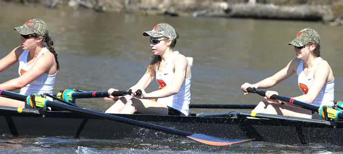 Women's Lightweights Fall To Top Two Squads At San Diego Crew Classic