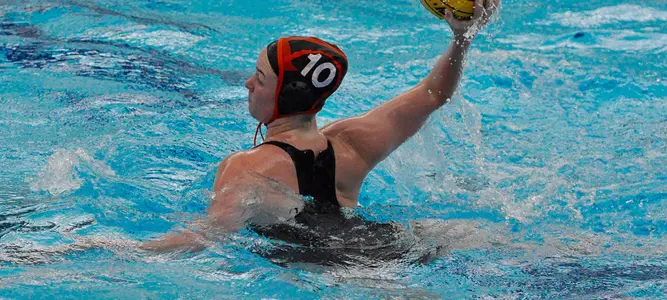 Women's Water Polo Finishes 2016 Season With Win Over Hartwick, 17-10