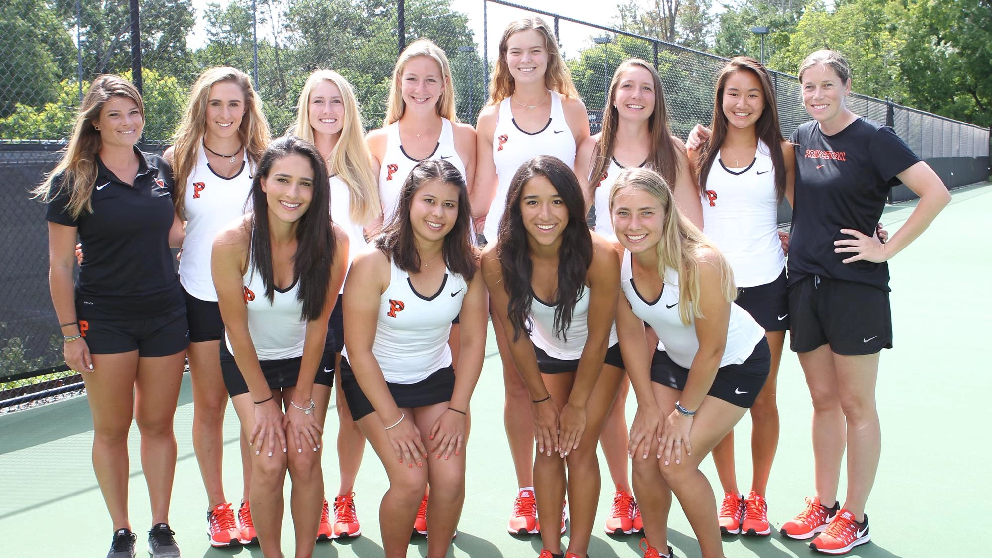2016-17 women's tennis team photo