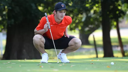 Princeton University men's golf action, Princeton, NJ, September 11 2019.