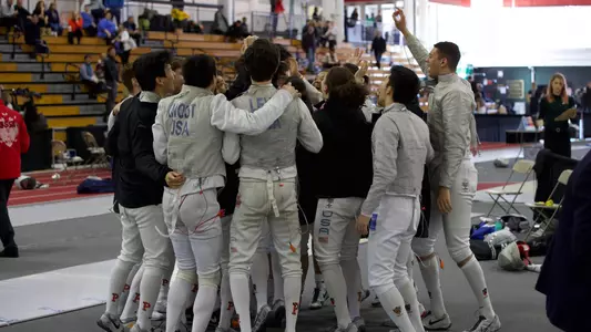 fencing huddle