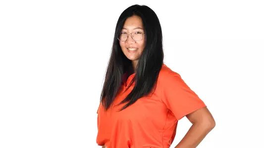 Grace Ni posed photo