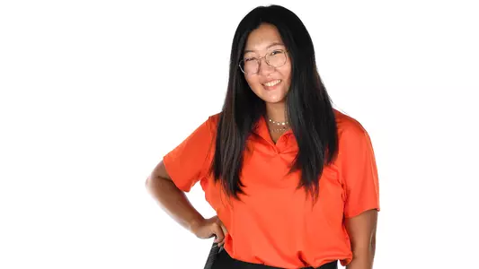 Grace Ni posed photo