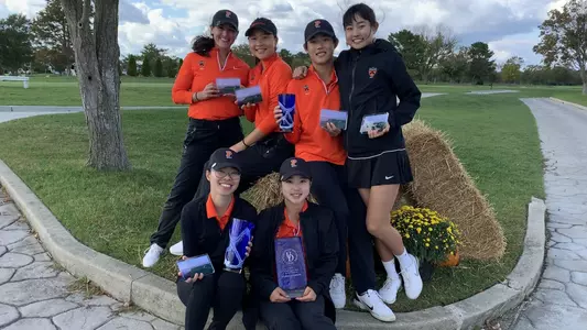 Delaware women's golf trophy photo