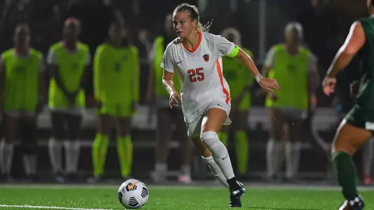 Tatum Gee action photo