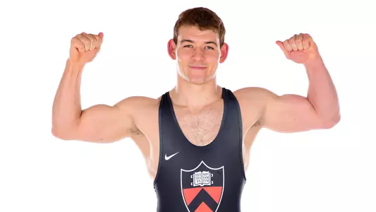 Kendall Elfstrum posed photo