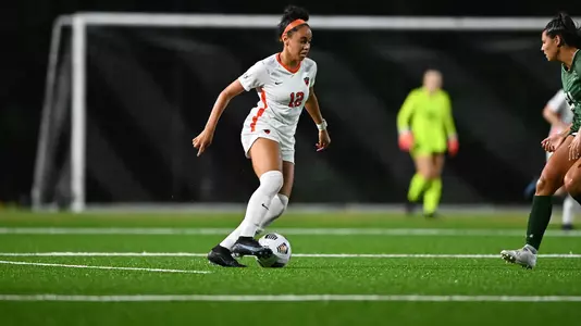 Lily Bryant game action