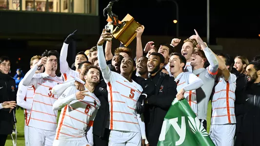 Men's Soccer Selfie Ivy Title 2021