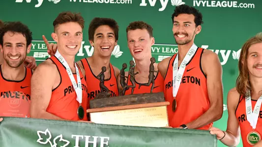 Men's Cross Country Heps Podoum Close Up