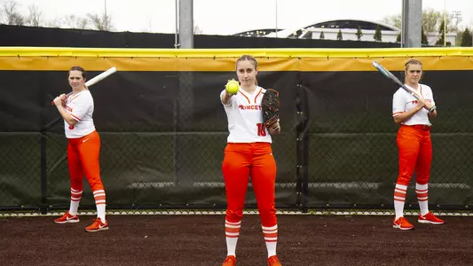 2021 softball seniors Hannah Lutz, Allie Reynolds and Mackenzie Meyer in a posed photo.