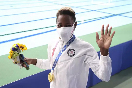 TOKYO, JAPAN - AUGUST 07: Gold medalist Ashleigh Johnson of Team United States poses with her medal after the Women's Gold Medal match between Spain and the United States on day fifteen of the Tokyo 2020 Olympic Games at Tatsumi Water Polo Centre on August 07, 2021 in Tokyo, Japan. (Photo by Atsushi Tomura/Getty Images)
