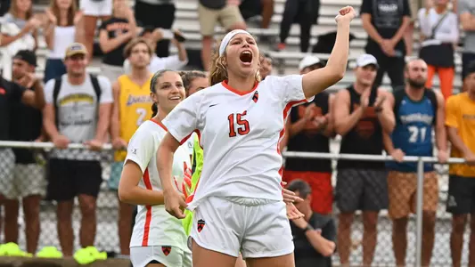 Gabi Juarez cheering