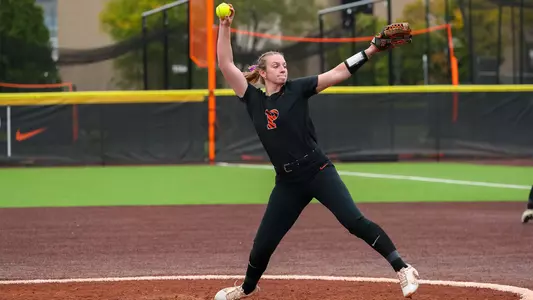 Alexis Laudenslager action photo