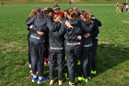 Women's Cross Country Huddle