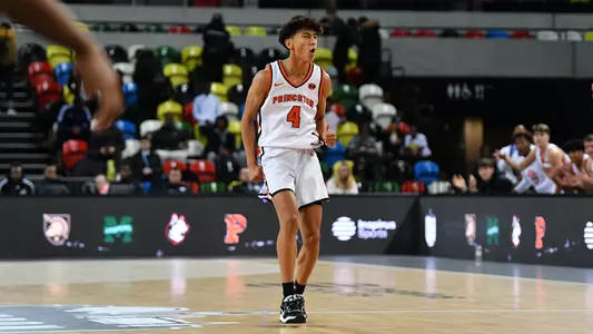Xaivian Lee