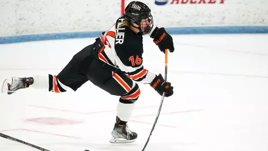 Sarah Fillier fires a shot