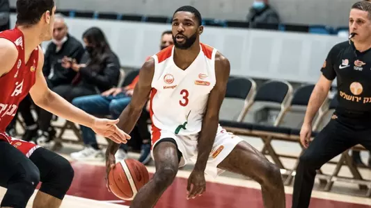 Amir Bell