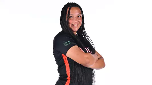 Didi Godwin posed photo