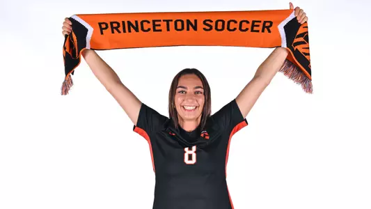 Gracyn Kuerner posed photo