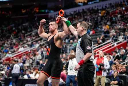 luke stout arm raise photo