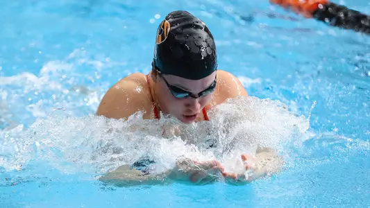 Women's Swimming & Diving