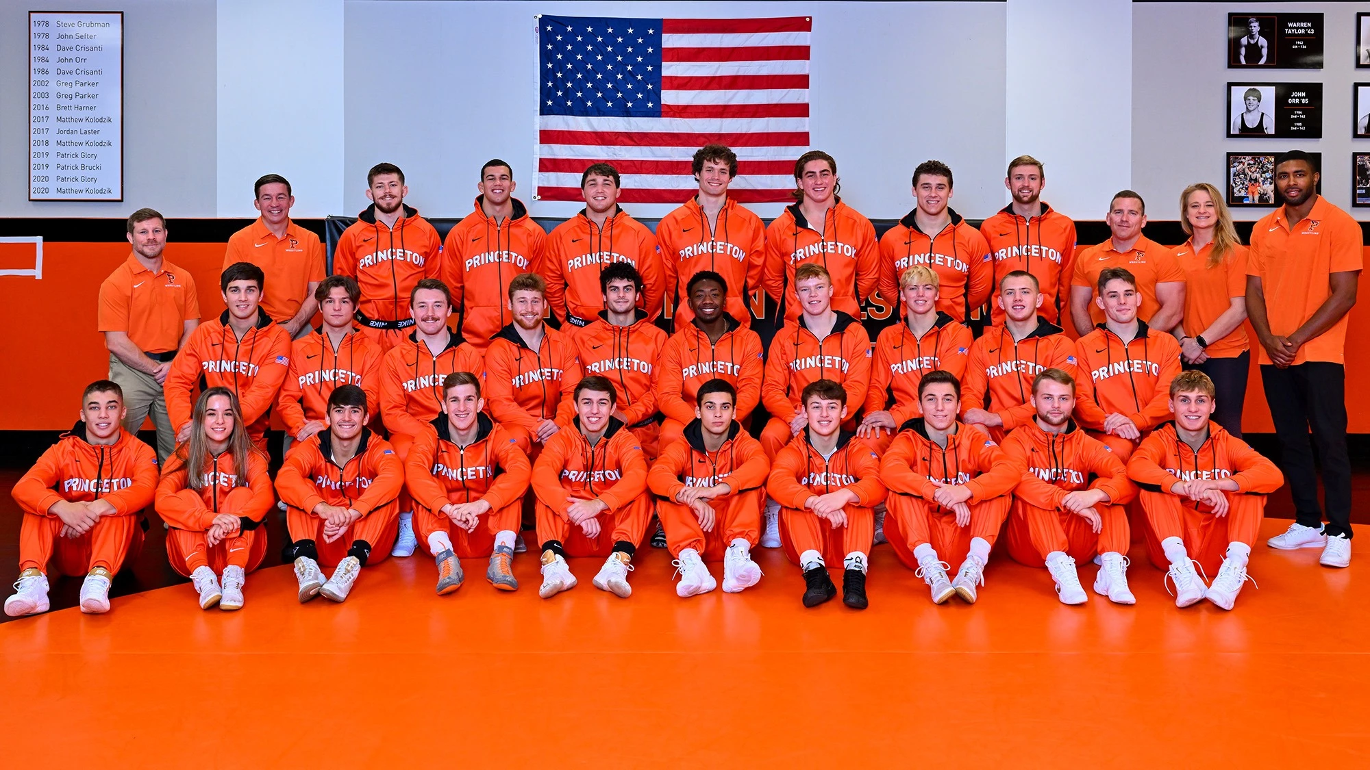 2022-23 wrestling team photo
