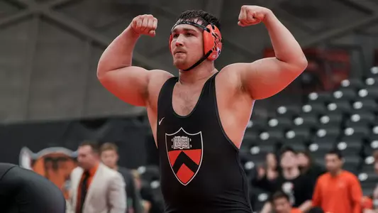 Travis Stefanik flex photo