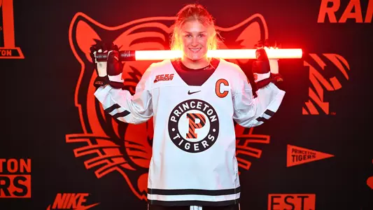 Mia Coene posed photo