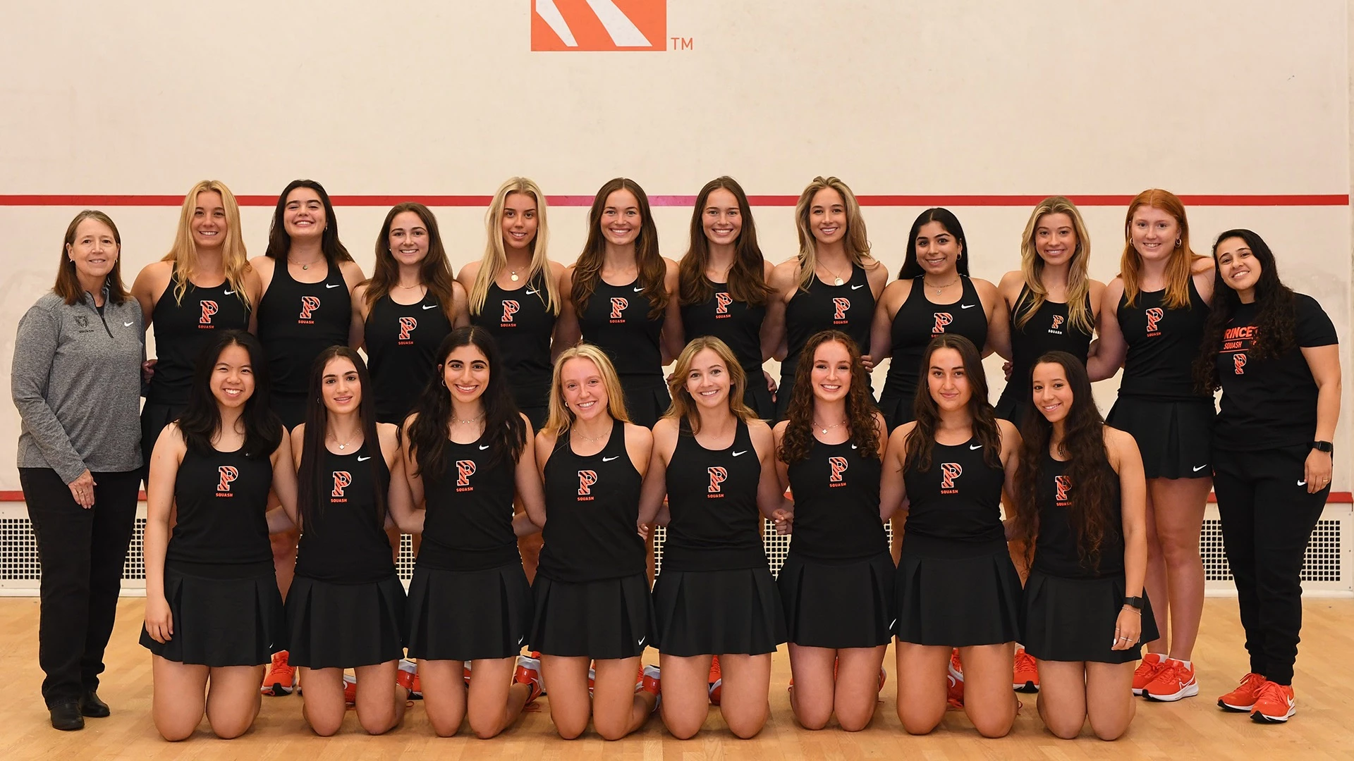 2023-24 women's squash team photo
