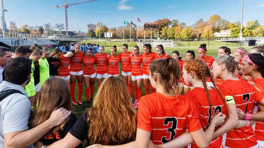 women's soccer huddle photo