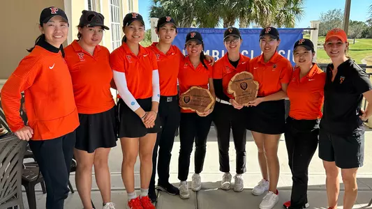 women's golf columbia classic team photo