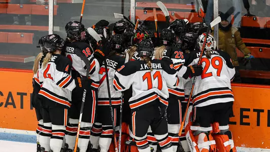 women's hockey huddle photo
