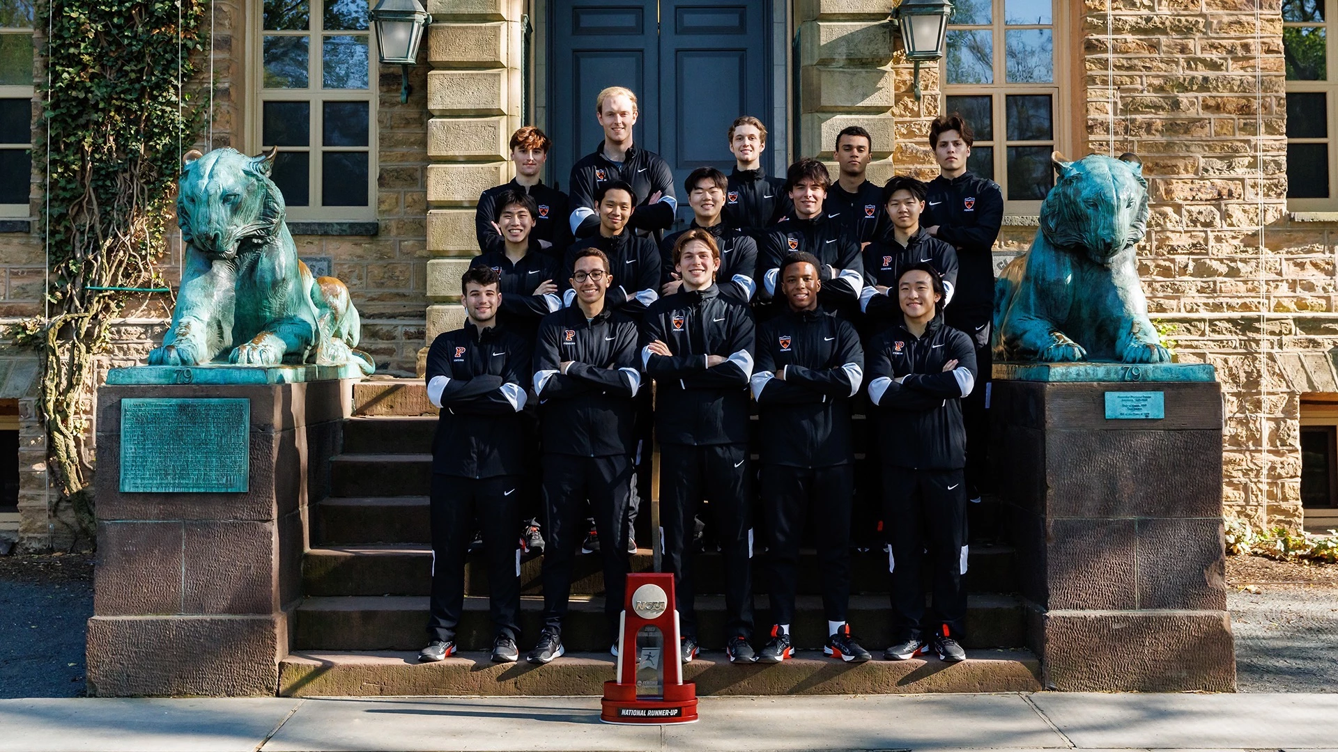 Men's fencing team photo 2022-23