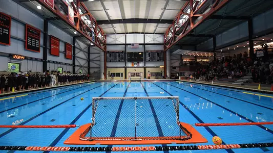 Denunzio water polo wide shot