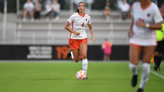 Caroline Kane action photo