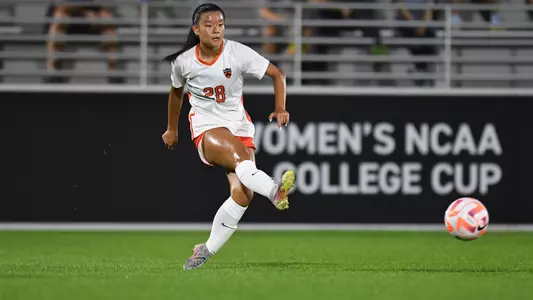 Kayla Wong action photo