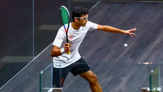 Avi Agarwal action photo