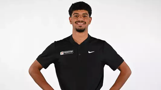 Ahmed Hussein posed photo