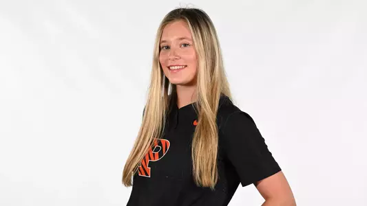 Keala Hollenkamp posed photo