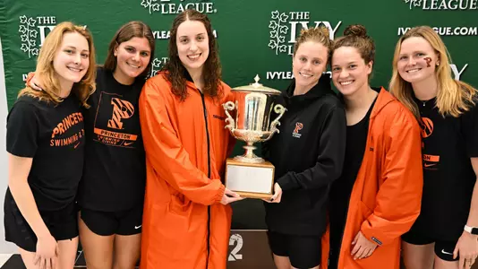 Women's Swimming & Diving Dual Meet Champions