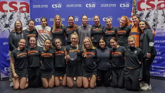 women's squash group photo with css runner-up plate