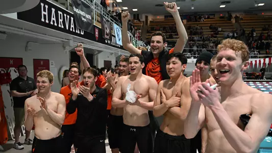 Men's Swimming & Diving