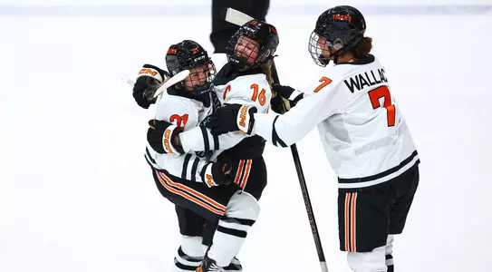 Sarah Fillier celebration photo