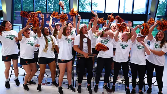 softball tournament ncaa announcement selection photo
