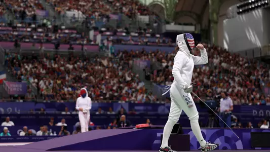 Hadley Husisian team epee