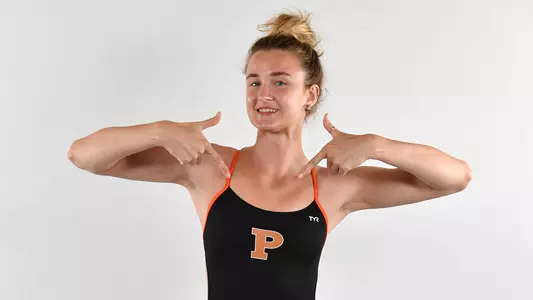 Kamila Isaiev Women's Swim & Dive