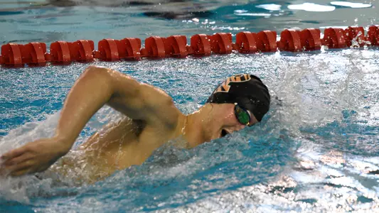 Zev Schuman Men's Swim & Dive