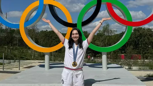 Maia Weintraub gold