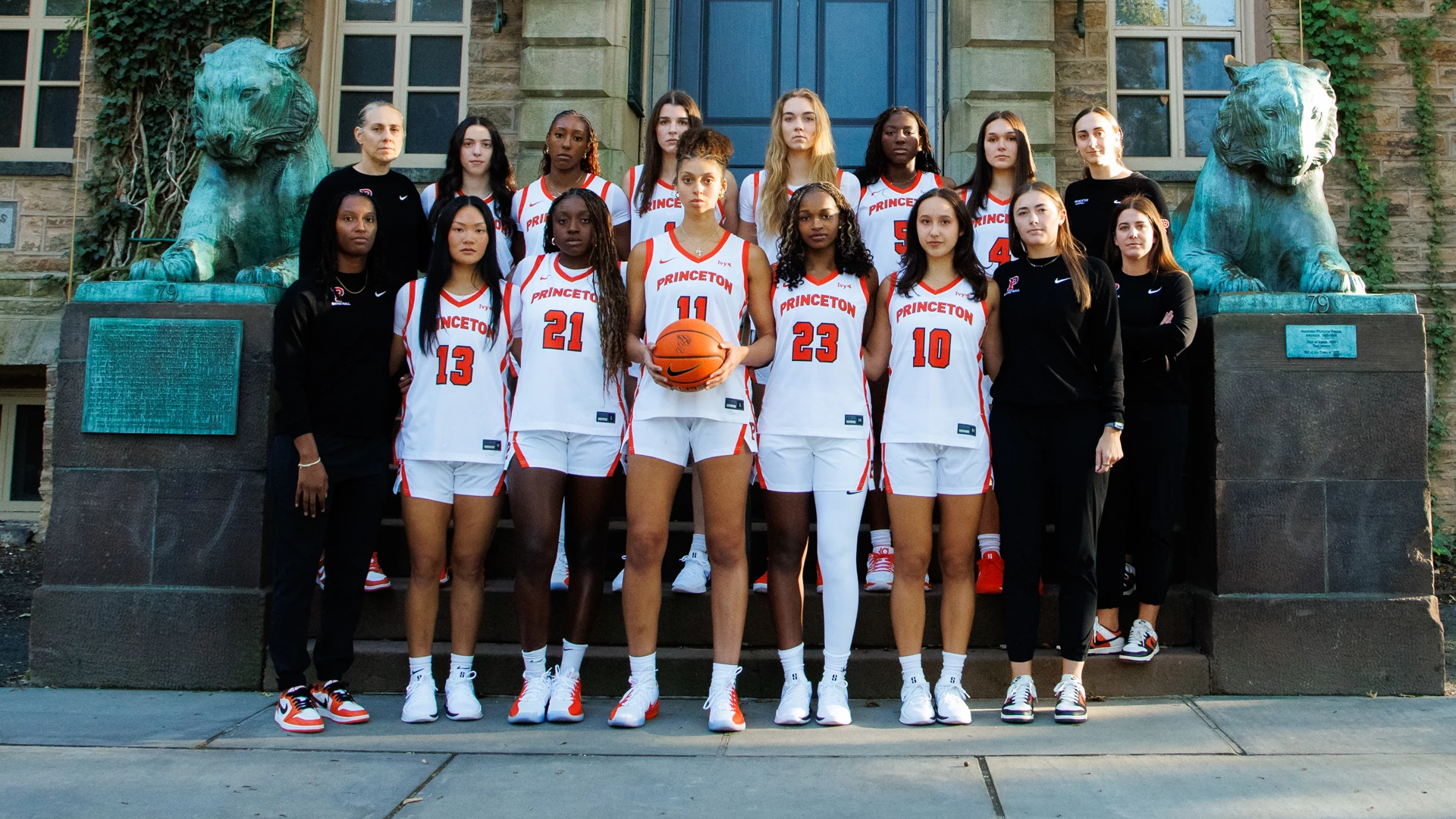 WBB - Team Photo